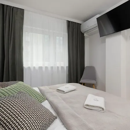 Stylish Heart Of By Renters Appartement *