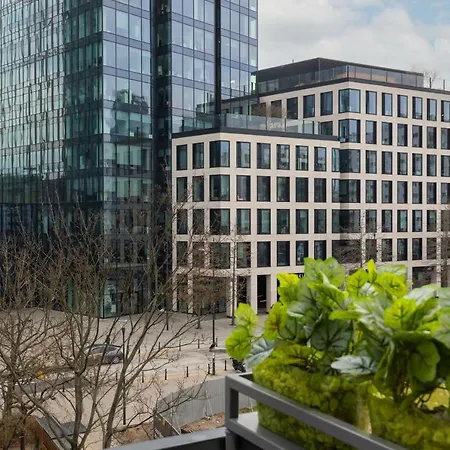 Stylish Heart Of By Renters דירה