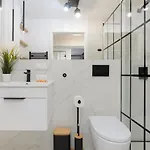 Stylish Heart Of By Renters Варшава